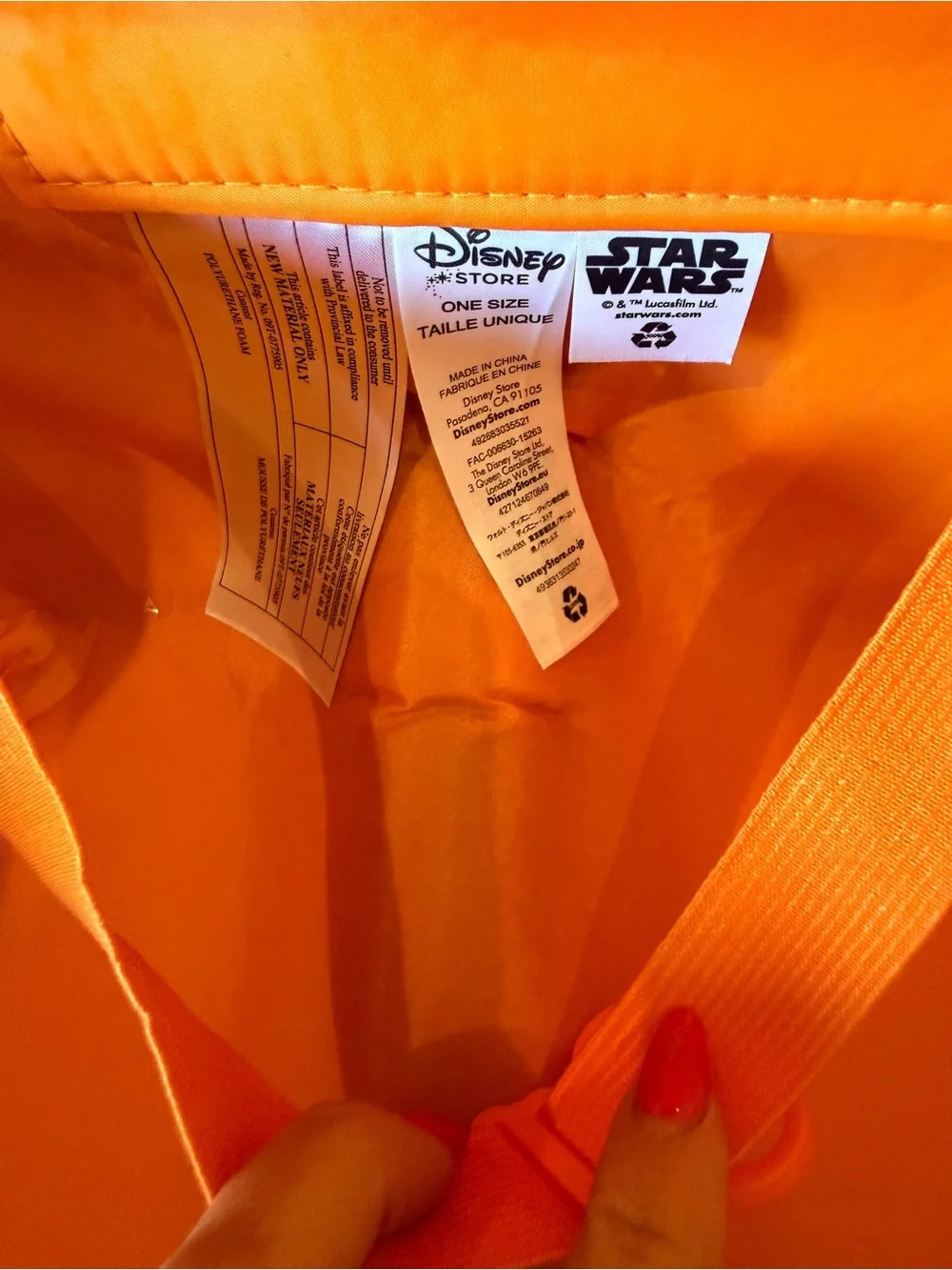 Disney Store Star Wars luggage BB-8 Spinning Rolling Hard shell Luggage BB8